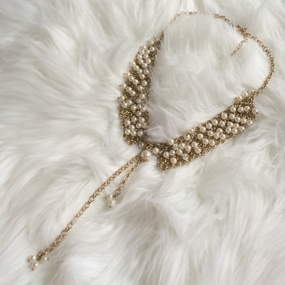 3 for $15 🥳 Pearl Statement Necklace