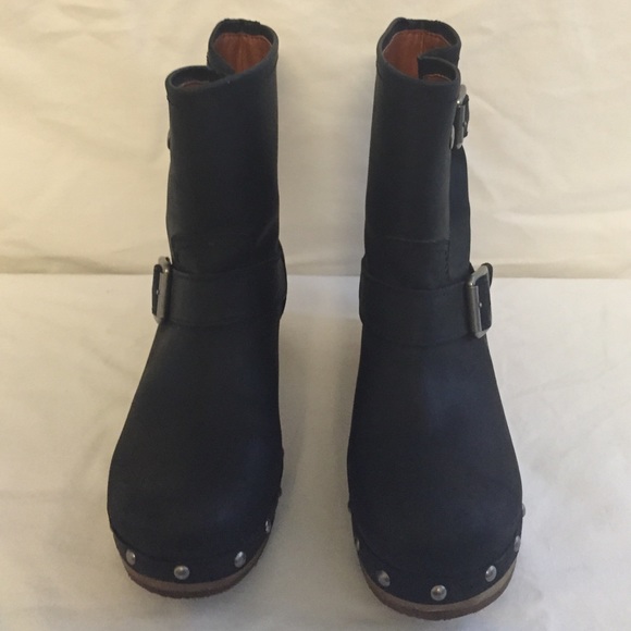 Clog lucky brand black boots