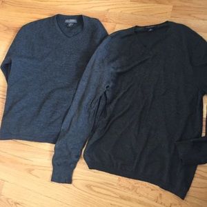 2 mens sweater banana republic.cashnere and wool