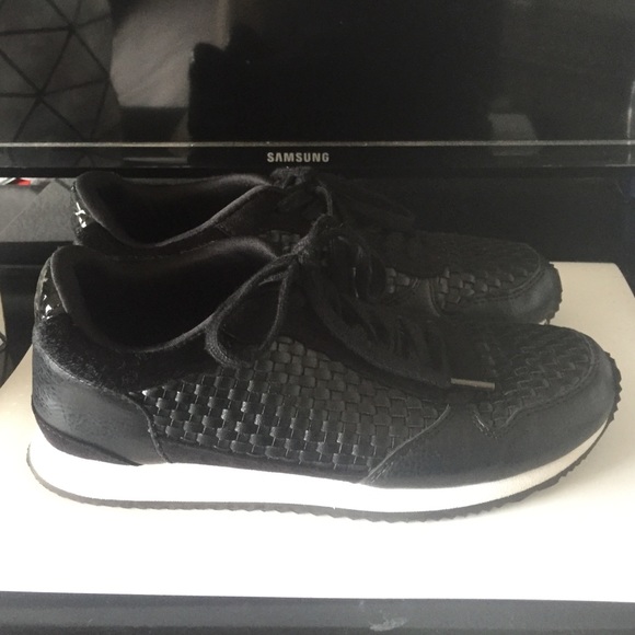 Sporty chic shoes
