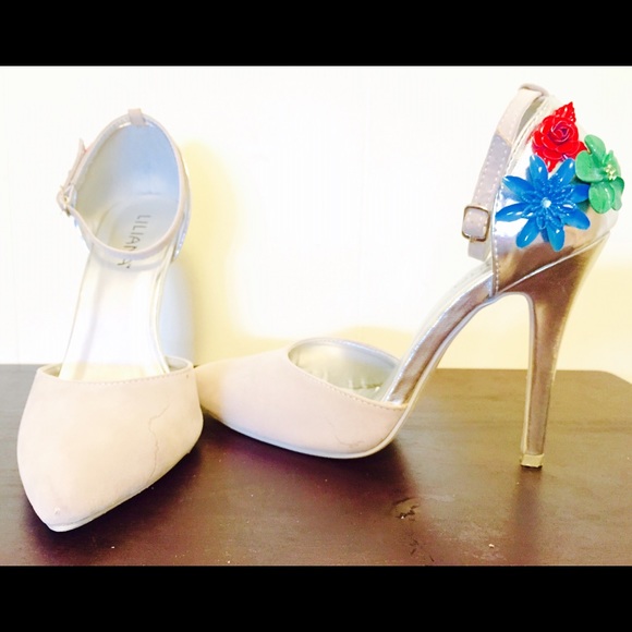 Liliana Tri-Color Flower Heels
