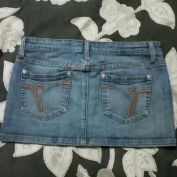 ♤Sold♤ in bundle Denim strech skirt size large - Picture 2 of 2