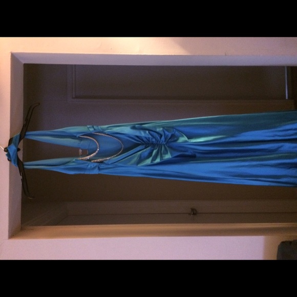 Prom - Picture 3 of 4