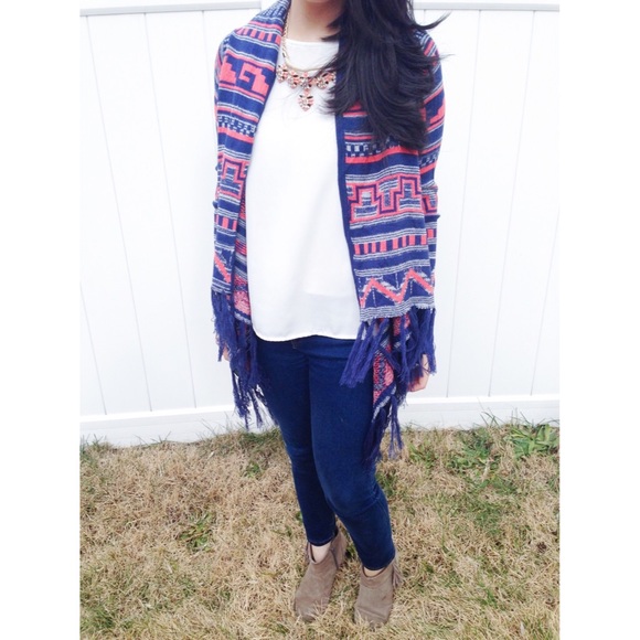 🚫sold in ️bundle 🚫Printed Cardigan 🎀 - Picture 3 of 3