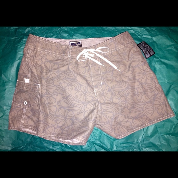 BNWT Hawaiian Board Shorts!