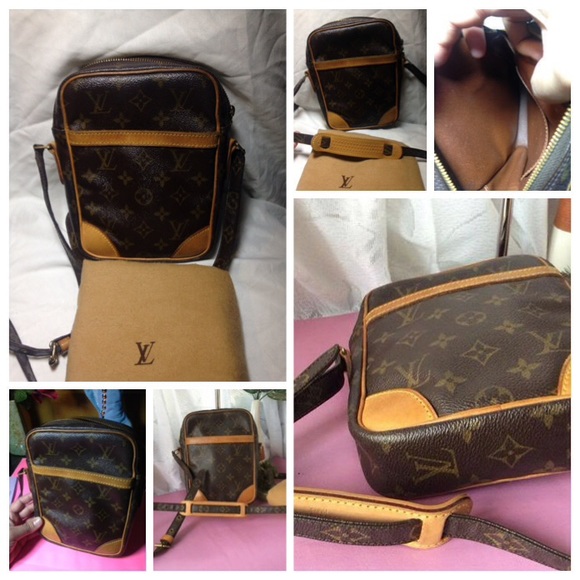 Louis Vuitton Sling purse/bag (preowned)