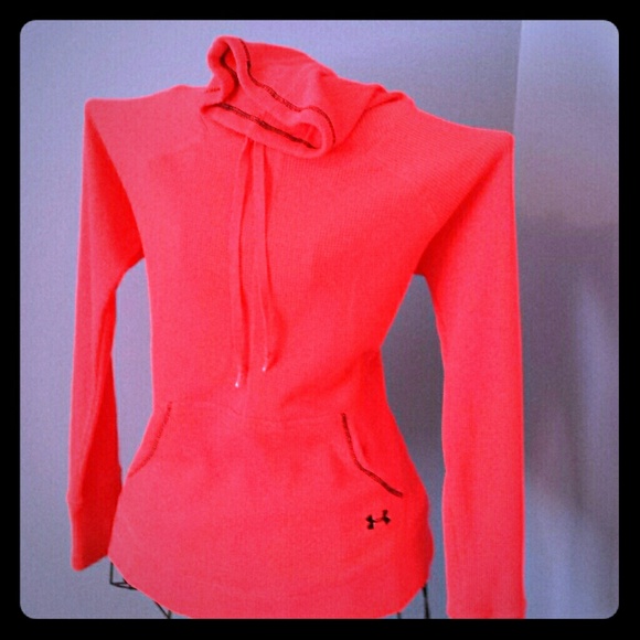 Under armour pull over