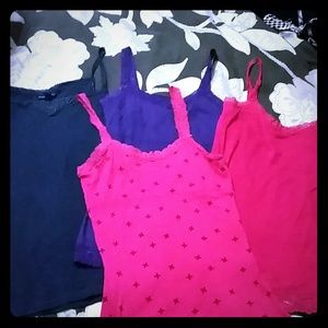 Bundle for catalioti 4shirts and 1 shorts bundle