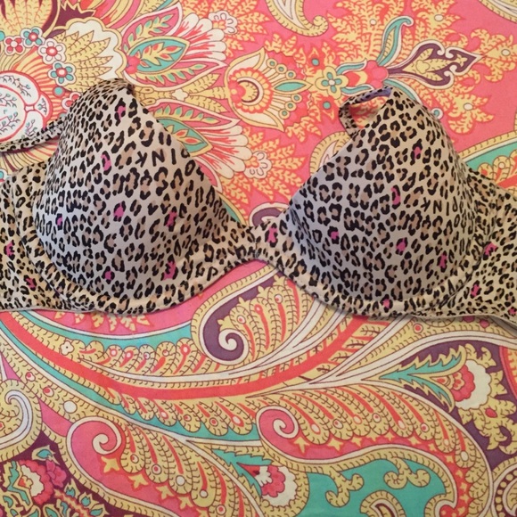 Victoria's Secret PINK bra