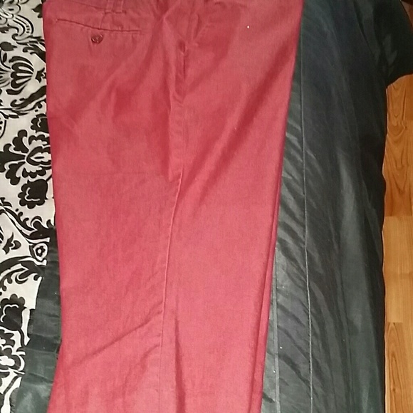 Burgundy capris
