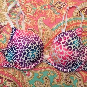 Victoria's Secret PINK bra