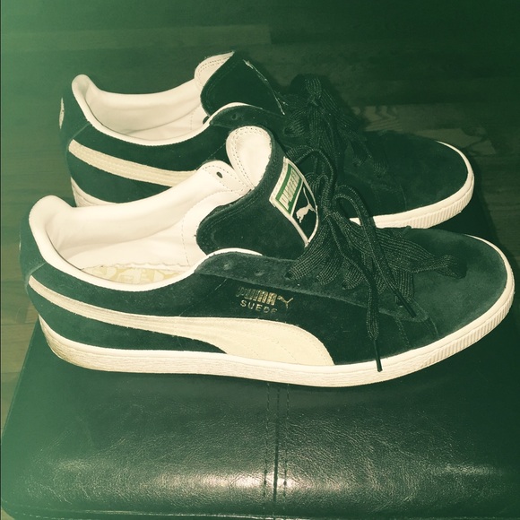 💞JUST REDUCED💞Like new Men's Pumas Sz 12! - Picture 2 of 4