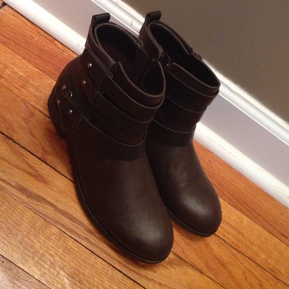 Brown Ankle Booties ❗️🌺💥🌴