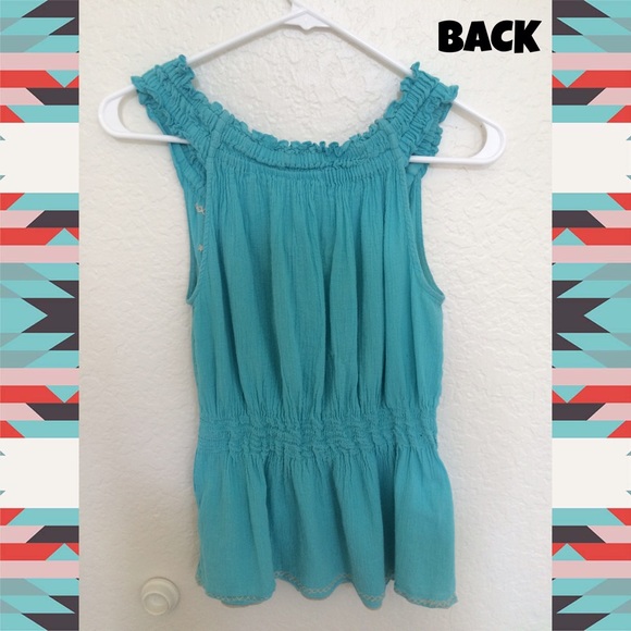 Turquoise Blouse W/ Designs👗🌻 - Picture 2 of 2