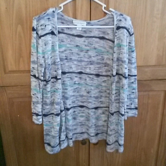 Adorable quarter sleeve cardigan