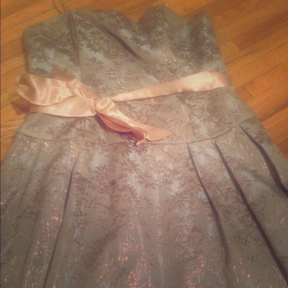 Cocktail dress perfect for summer weddings