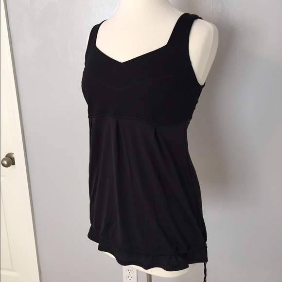 Lululemon Tame Me tank