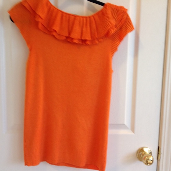 Top - Picture 2 of 2