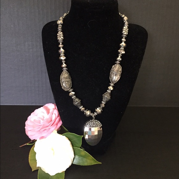 Fashion necklace