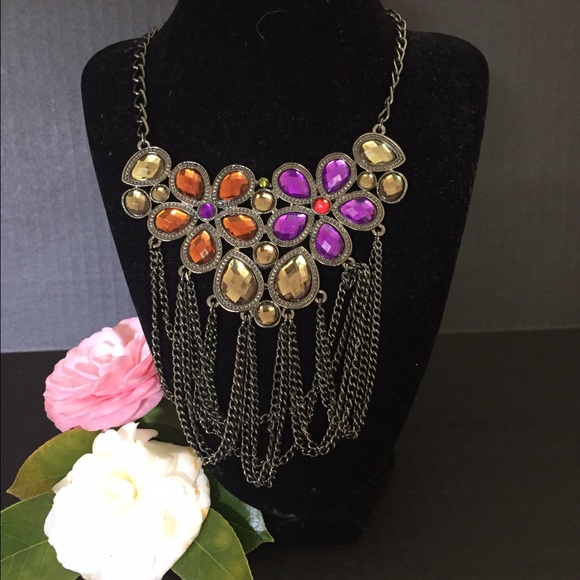 Fashion necklace