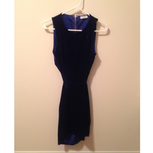 Tobi Velvet Bodycon dress