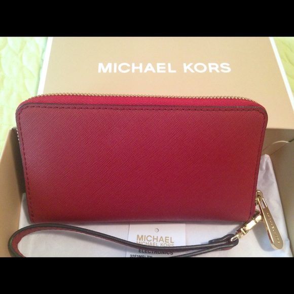 michael kors wristlet (red) - Picture 2 of 3
