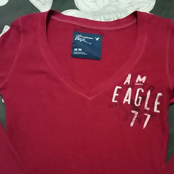 ♤Sold♤Bundle @cali1018 American Eagle med shirts - Picture 3 of 4