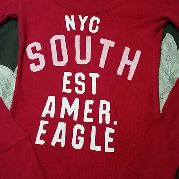 ♤Sold♤Bundle @cali1018 American Eagle med shirts - Picture 4 of 4