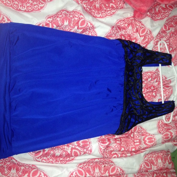 Royal and Black Tank