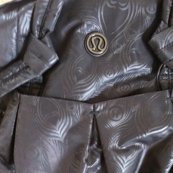 Lulu triumph/amazing bag holds everything