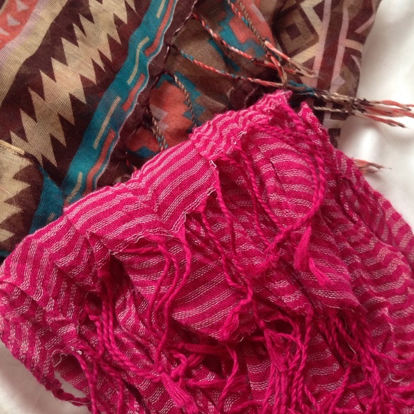Small Scarf Bundle! - Picture 2 of 3
