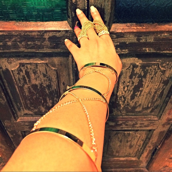 Armlet Bracelet - Picture 1 of 4