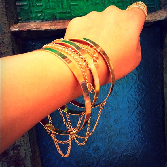 Armlet Bracelet - Picture 3 of 4