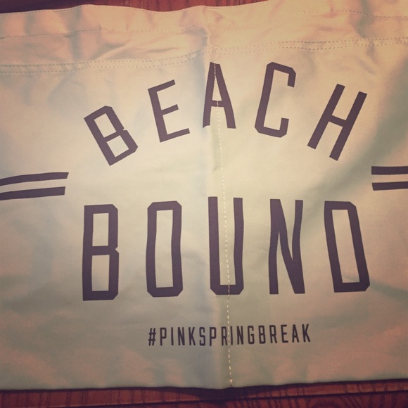 A beach bag vs