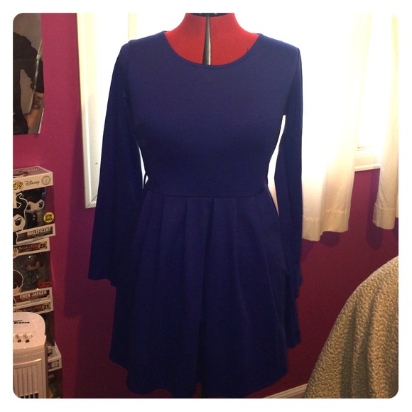 Blue long sleeve dress