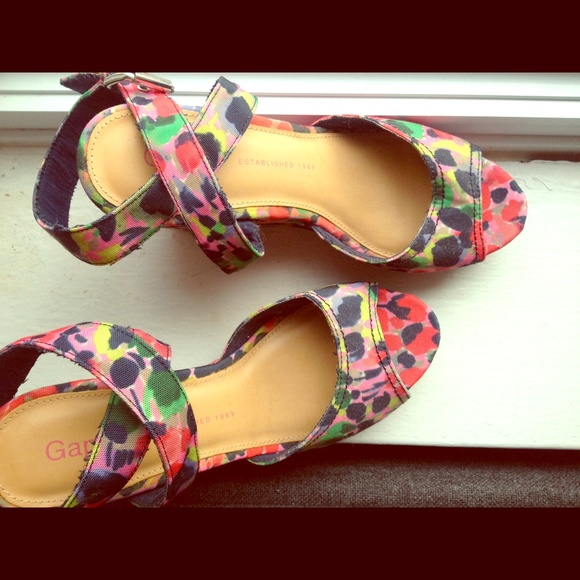 Colorful Wedges