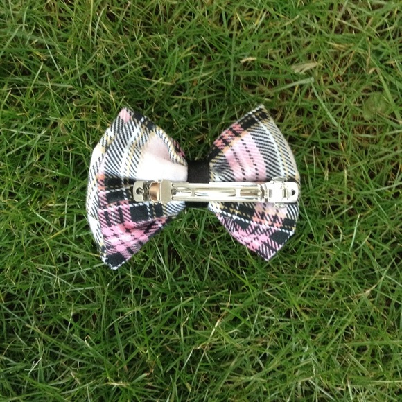 Super Cute Pink Plaid Hair Bow - Picture 2 of 3