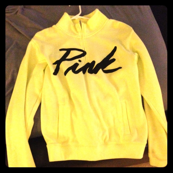 🌟VS Pink half zip sweatshirt🌟