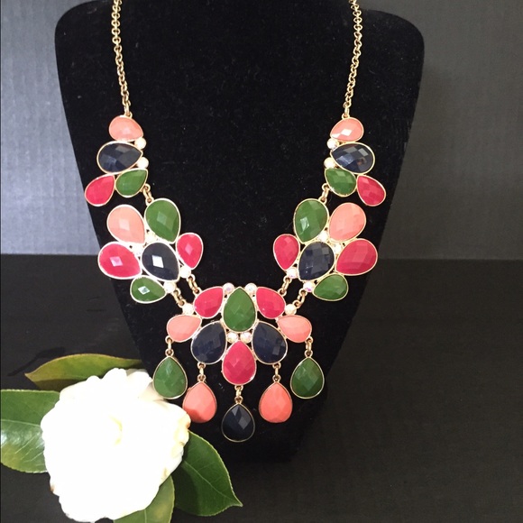 Fashion necklace