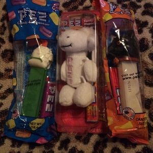 3 old and rare pez dispensers.
