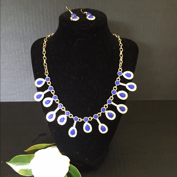 Fashion necklace
