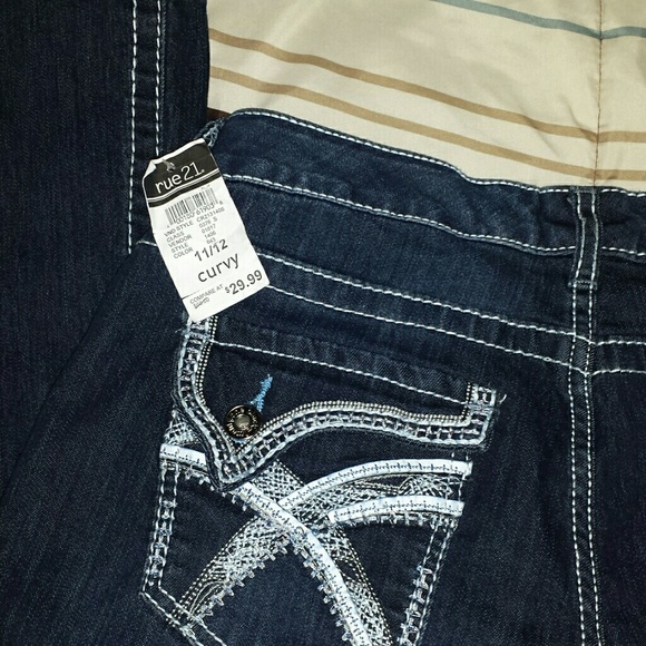 Jeans - Picture 3 of 3