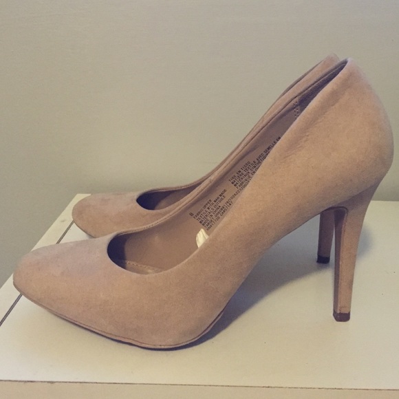 SOLD!! Nude suede 2 inch stiletto heels, size 8