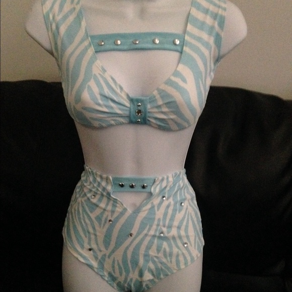 Swimsuit/dancewear
