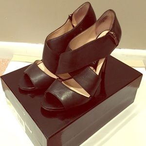 Boutique9 BTTHOMSINA sz 8 heels