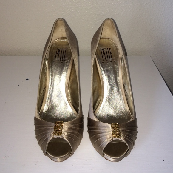 Dressy shoes