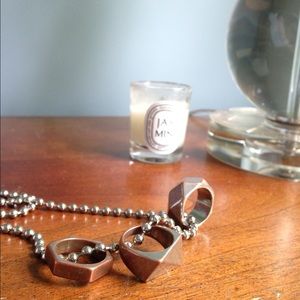 Set of Geometric Rings