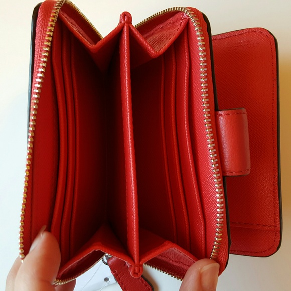 Coach Orange ( Vermillion ) & Khaki Wallet NWT - Picture 3 of 4