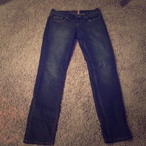 Dark skinny jeans