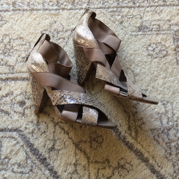 BCBG heels